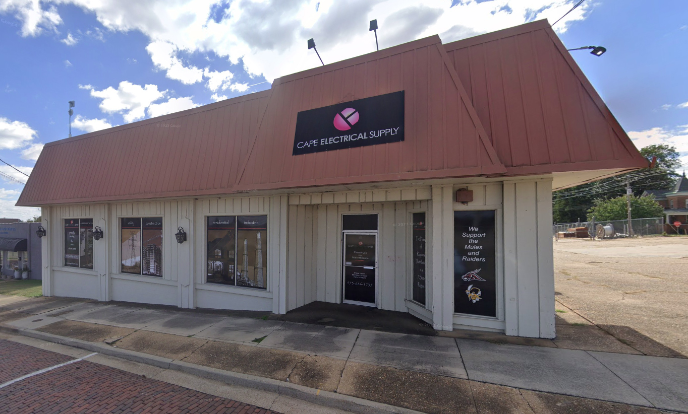 Mixed Use Property For Sale - 528 Vine St - Poplar Bluff, MO